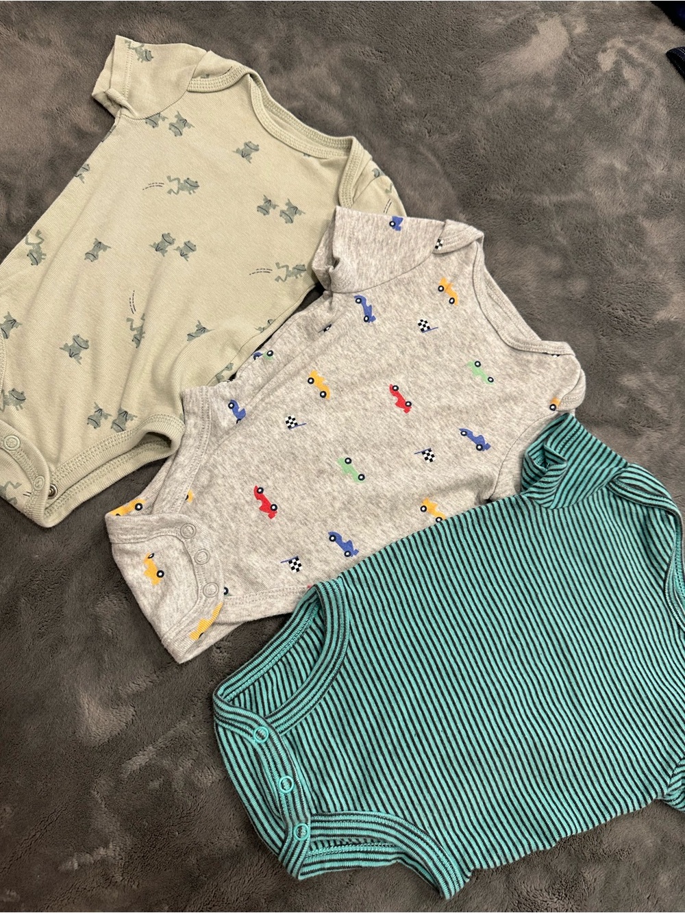 Unbranded Kids Short-Sleeve Bodysuit Trio - Green, Gray, Teal